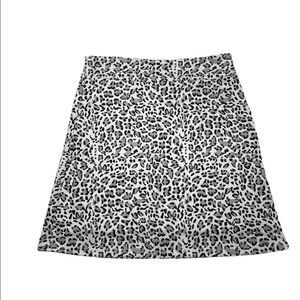 TOP it Off Skirt Grey Leopard Wide Band Wrinkle Resistant Medium New with Tags